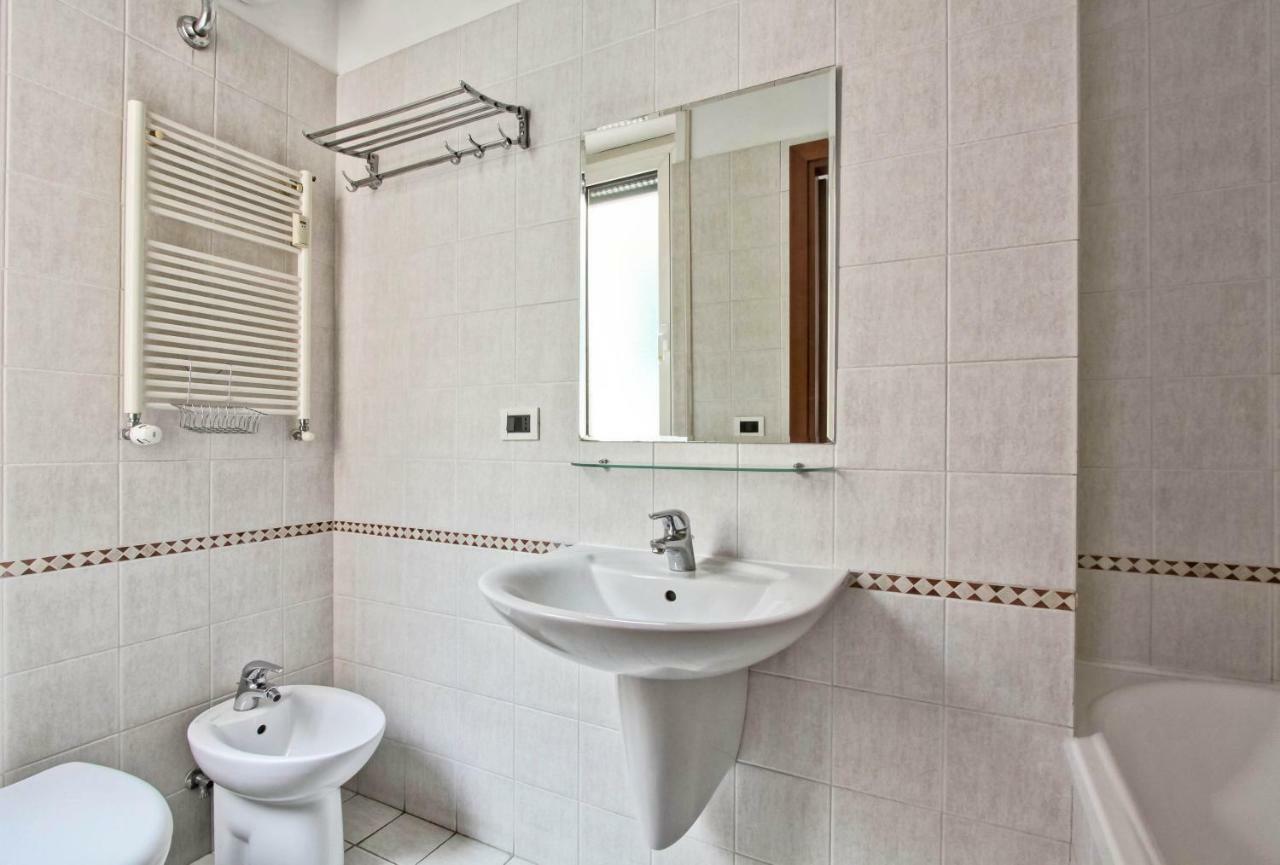 Rent Rooms Filomena E Francesca Roma Ngoại thất bức ảnh